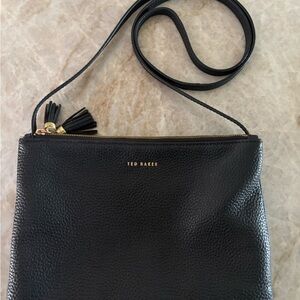 Pre-owned Ted Baker Black Textured Crossbody Bag